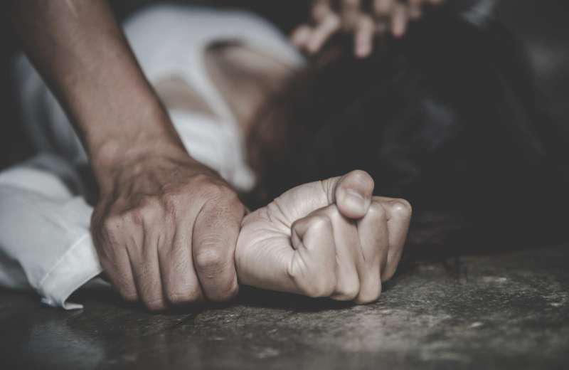 El sujeto fue aprehendido y conducido a dependencias policiales con fines investigativos