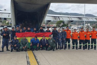 La misión está conformada por 20 especialistas: dos de la UMEE y 18 del SAR-FAB