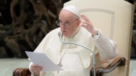 Papa Francisco durante la Audiencia General en el Vaticano