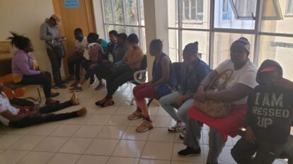 Haitianos descubiertos en Oruro intentando pasar a Chile