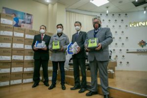 donación de equipos médicos para combatir el Covid-19