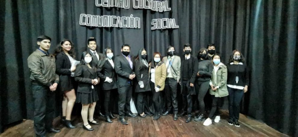 Centro Cultural de Comunicación Social en la Universidad Técnica de Oruro