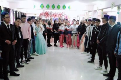Día Internacional del Peluquero en la pasarela de belleza