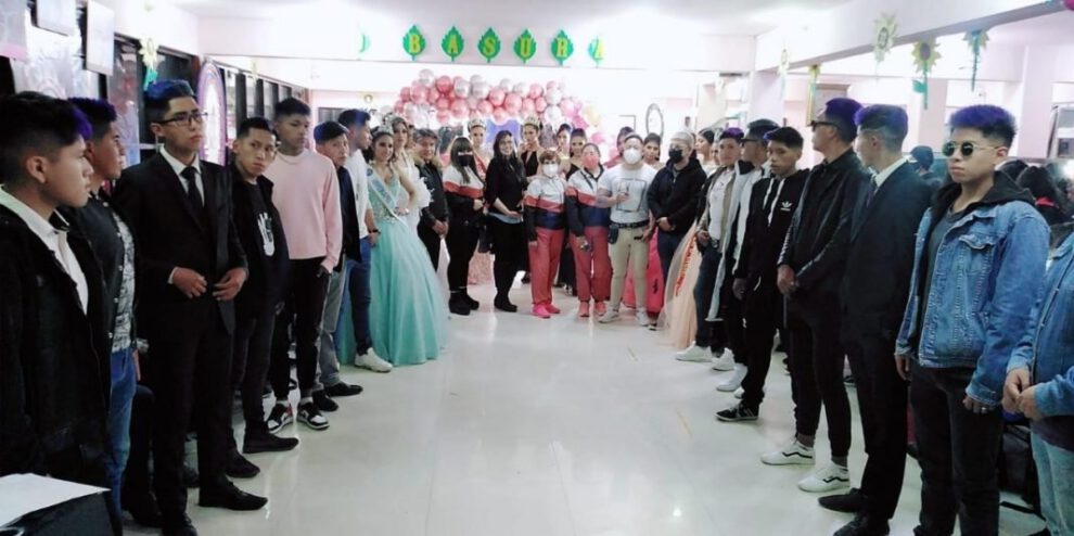 Día Internacional del Peluquero en la pasarela de belleza