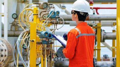 Ley para importar plantas industriales y vehículos pesados