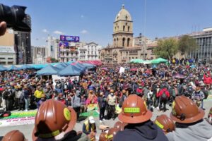 Mineros auríferos durante sus protestas en La Paz