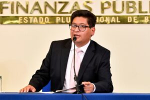 El ministro de Economía, Marcelo Montenegro, explica que el dinero recibido por el FMI es una asignación