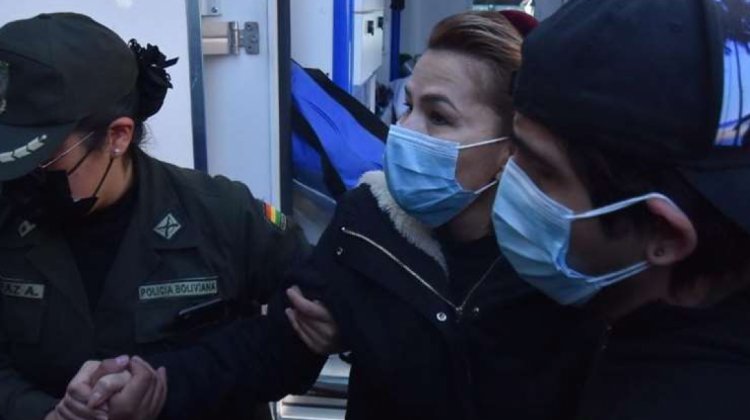 trato inhumano Jeanine Añez en la cárcel