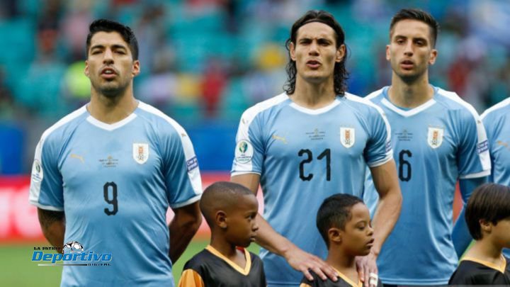 Cavani y Suárez eliminatorias