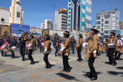 Carnaval de Oruro con la participación de la Banda Imperial