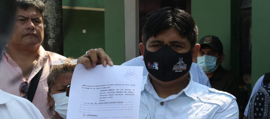 Denuncia penal contra Rómulo Calvo