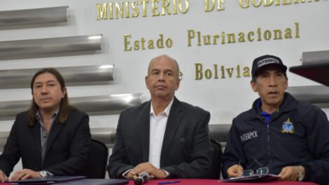 Repatriación de ciudadanos venezolanos y cubanos en Bolivia