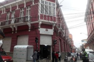 Exfiscal departamental de Oruro condenado a 2 años