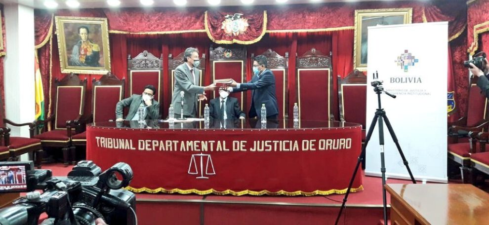 Reforma judicial en Bolivia iniciada por Iván Lima en Oruro