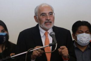 Caso Quiborax: Carlos Mesa acusa al Presidente y exprocuradores