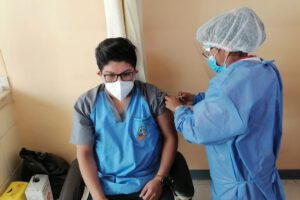 Personal de salud que fue vacunado contra el Covid-19