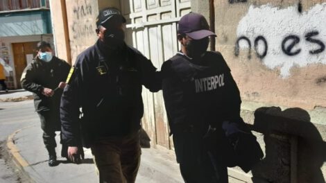 Asesino extraditado por la Interpol