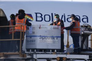 Llegada de 30.000 segundas dosis de vacunas Sputnik-V a Bolivia
