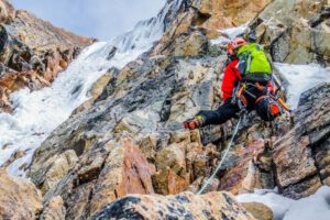 Montañista fallece en el Illimani