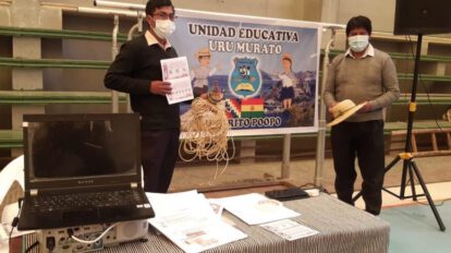 Revalorización de cultura y artesanía por estudiantes Uru Muratos