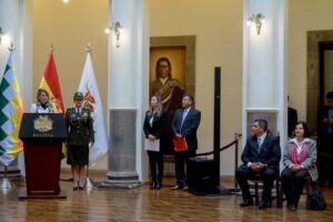 Nuevos vocales electorales en La Paz y Cochabamba