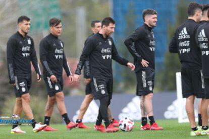 Selección argentina de fútbol entrena de cara al partido frente a Bolivia