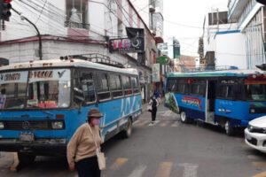 Bloqueo de transportistas en Oruro