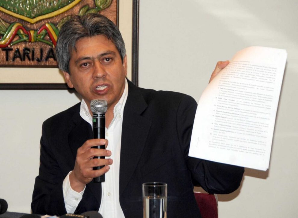 Mario Cossío anuncia su retorno a Bolivia tras nueve años en el exilio