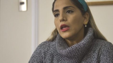Carolina Ribera denuncia derechos humanos en EEUU
