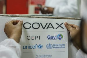 Covax busca vacunar contra el Covid-19 al 20% de la población de los países pobres
