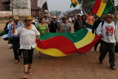 Marcha indígena en defensa de la tierra