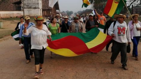 Marcha indígena en defensa de la tierra