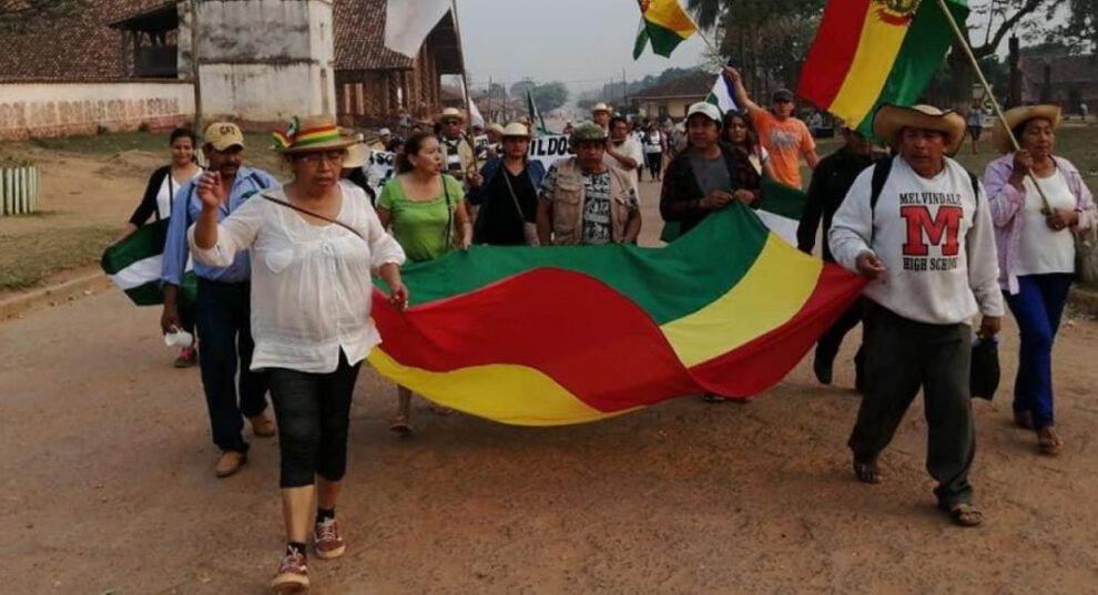 Marcha indígena en defensa de la tierra