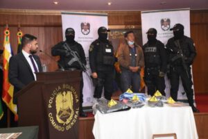 Atentado con explosivo en La Paz