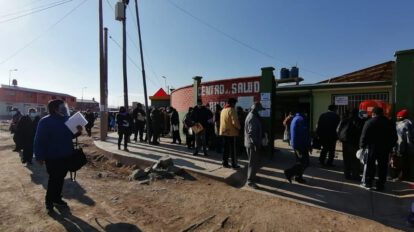 Vacuna rusa Sputnik-V en el centro de salud de La Aurora
