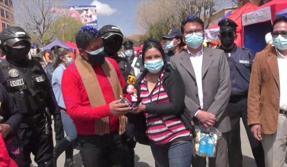 Feria Oruro te Quiero Grande en la zona Norte de la ciudad