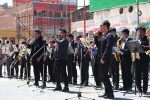 Retreta de Bandas en el Carnaval de Oruro