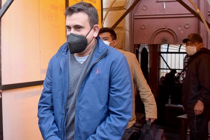 Rodrigo Guzmán acusado por corrupción