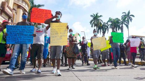 Huelga de hambre migrantes haitianos exigen paso libre hacia EE.UU.