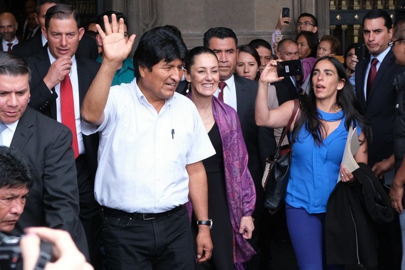 Evo Morales viaja a Cuba
