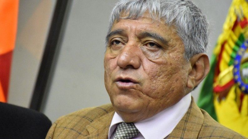 vacunar a menores de 18 años para volver a clases presenciales