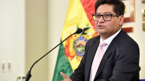 Ministro de Economía, Marcelo Montenegro responsabiliza a Añez por la postergación de la Gestora estatal de pensiones