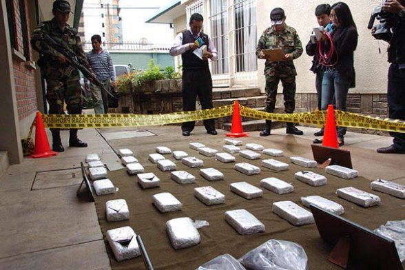 tragones de cápsulas de cocaína en Cochabamba