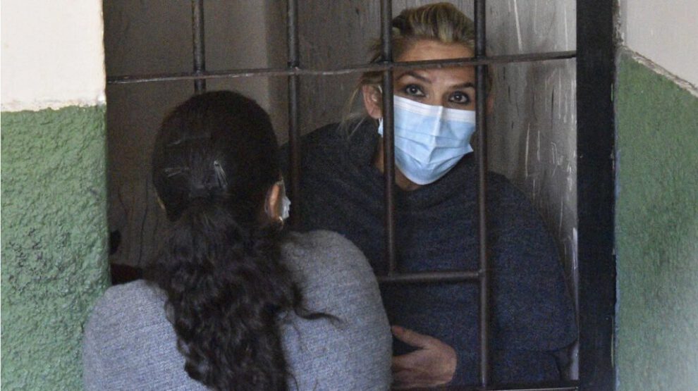 Condiciones carcelarias inhumanas de Jeanine Añez