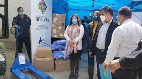 Equipo logístico para vacunas entregado al PAI