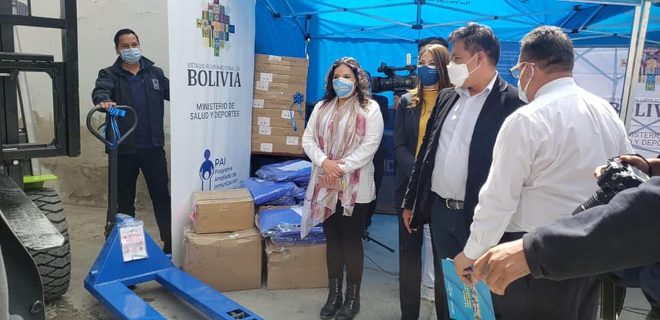Equipo logístico para vacunas entregado al PAI