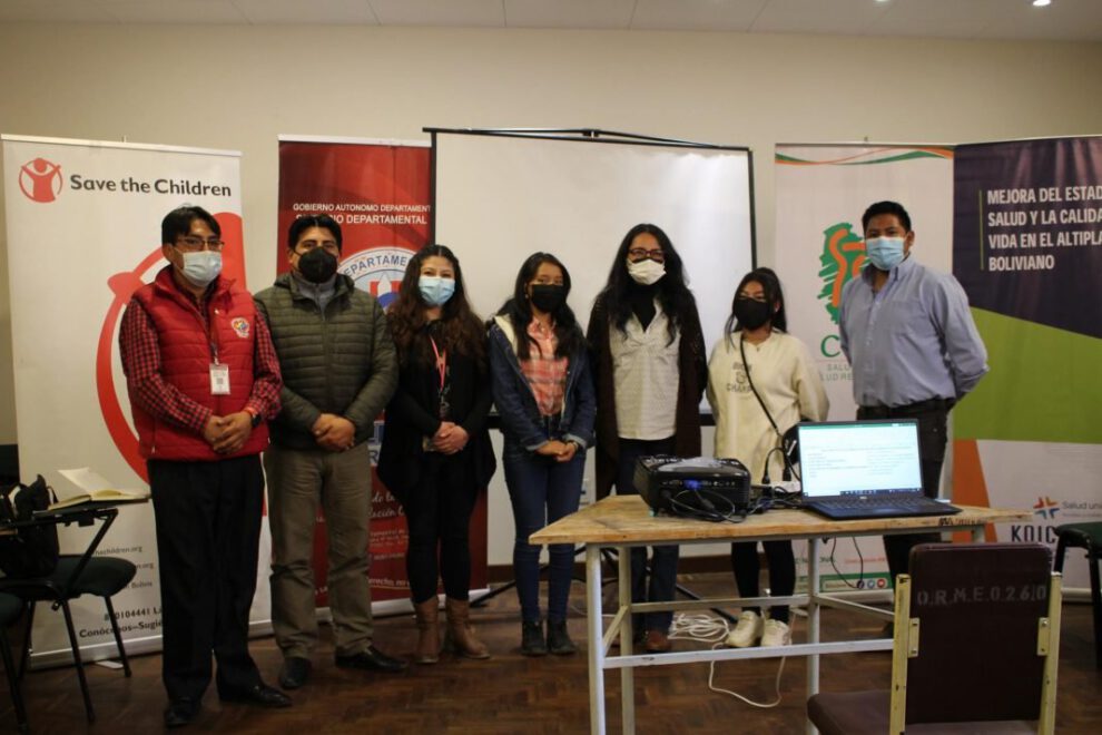 Plataforma de prevención de embarazos adolescentes en Oruro