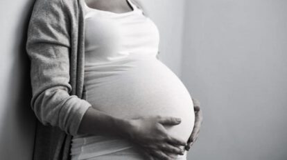 Adolescente embarazada envenenada