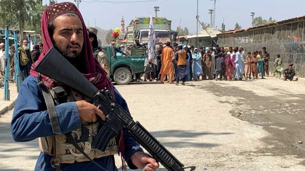 Estado Islámico ataca a Talibanes en Jalalabad