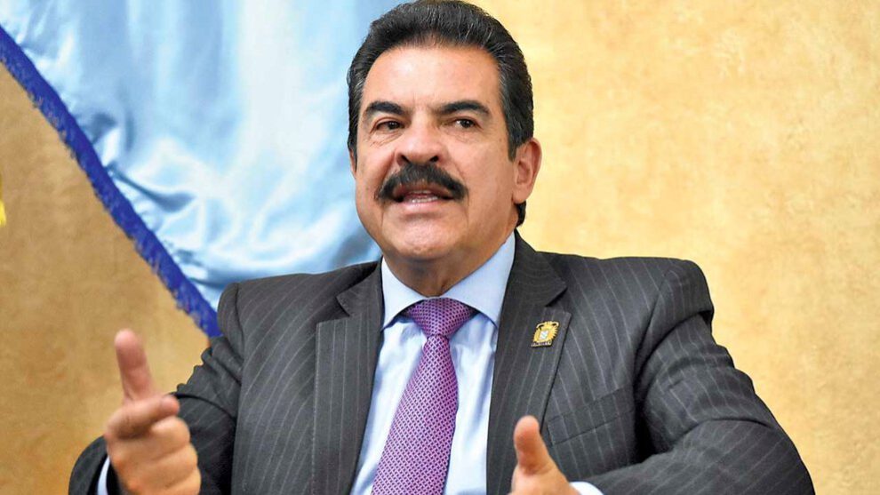 Manfred Reyes Villa, alcalde de Cochabamba